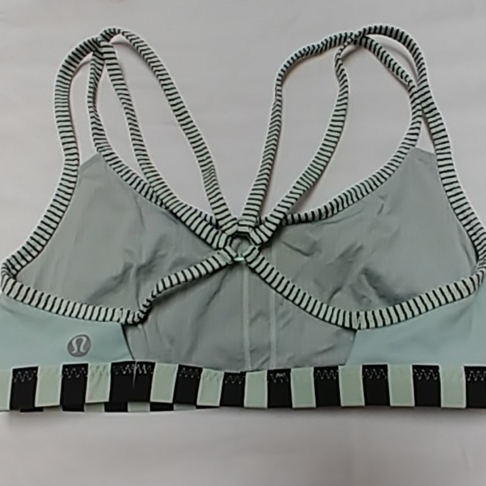 Lululemon - Picture 2 of 3